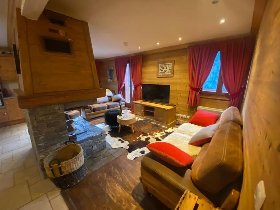 Chalet 6 Chambres A 3 Min Des Pistes Des 3 Vallees St Martin De Belleville Сен-Мартен-де-Бельвиль Экстерьер фото