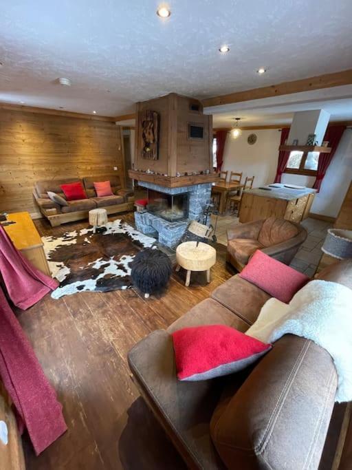 Chalet 6 Chambres A 3 Min Des Pistes Des 3 Vallees St Martin De Belleville Сен-Мартен-де-Бельвиль Экстерьер фото